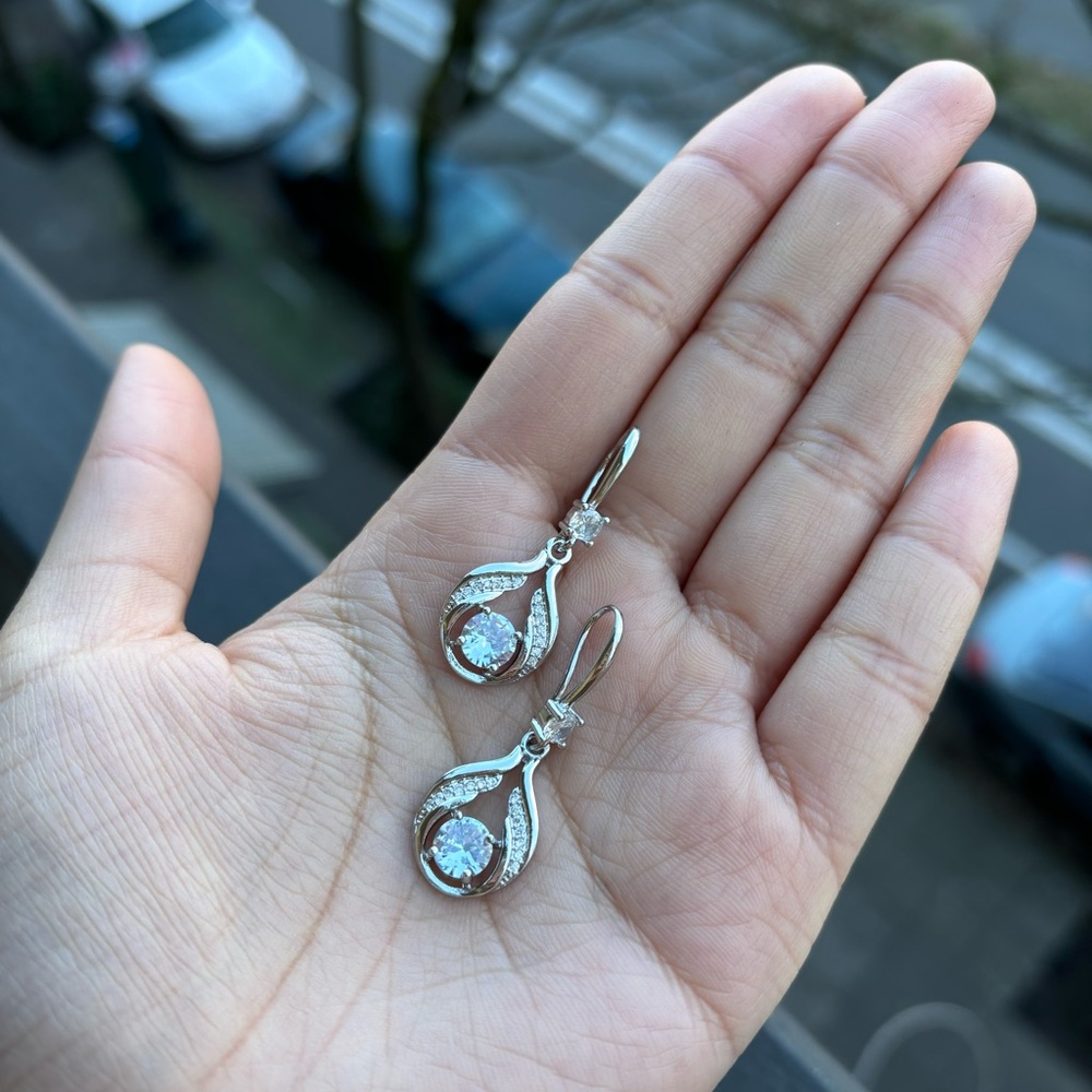 Exquisite Hollow Droplet Shape Dangle Earrings - Drop & Dangle, Sparkling Zircon